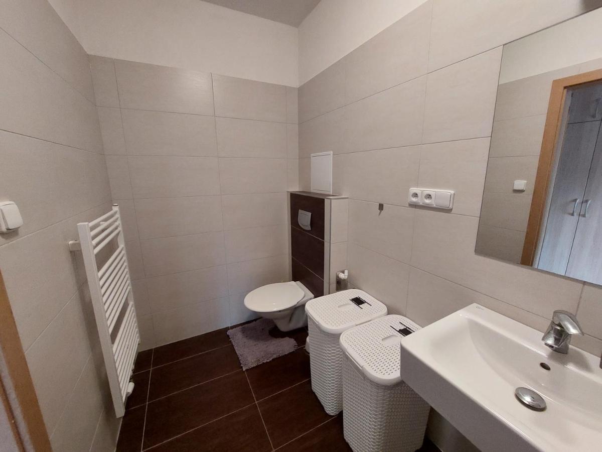 Apartman Vsemina 300 Exterior foto